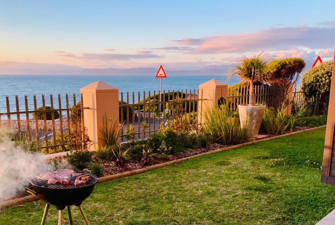 Sage At Whale Cove - Sea Facing Apartment De Kelders Eksteriør bilde